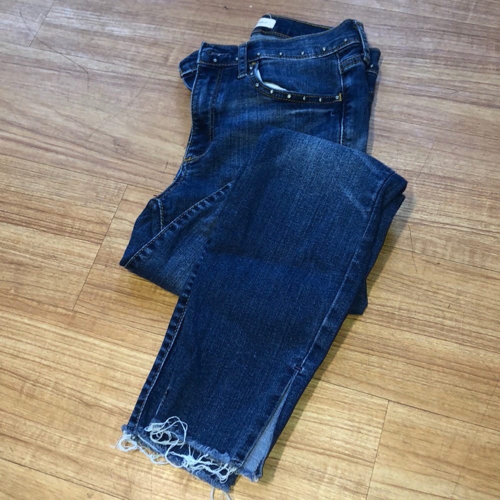 Distress Women GAP bootcut jean